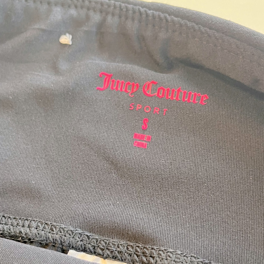 Juicy Black Leggings Size Junior Small With mesh side panel by ankle.  New
